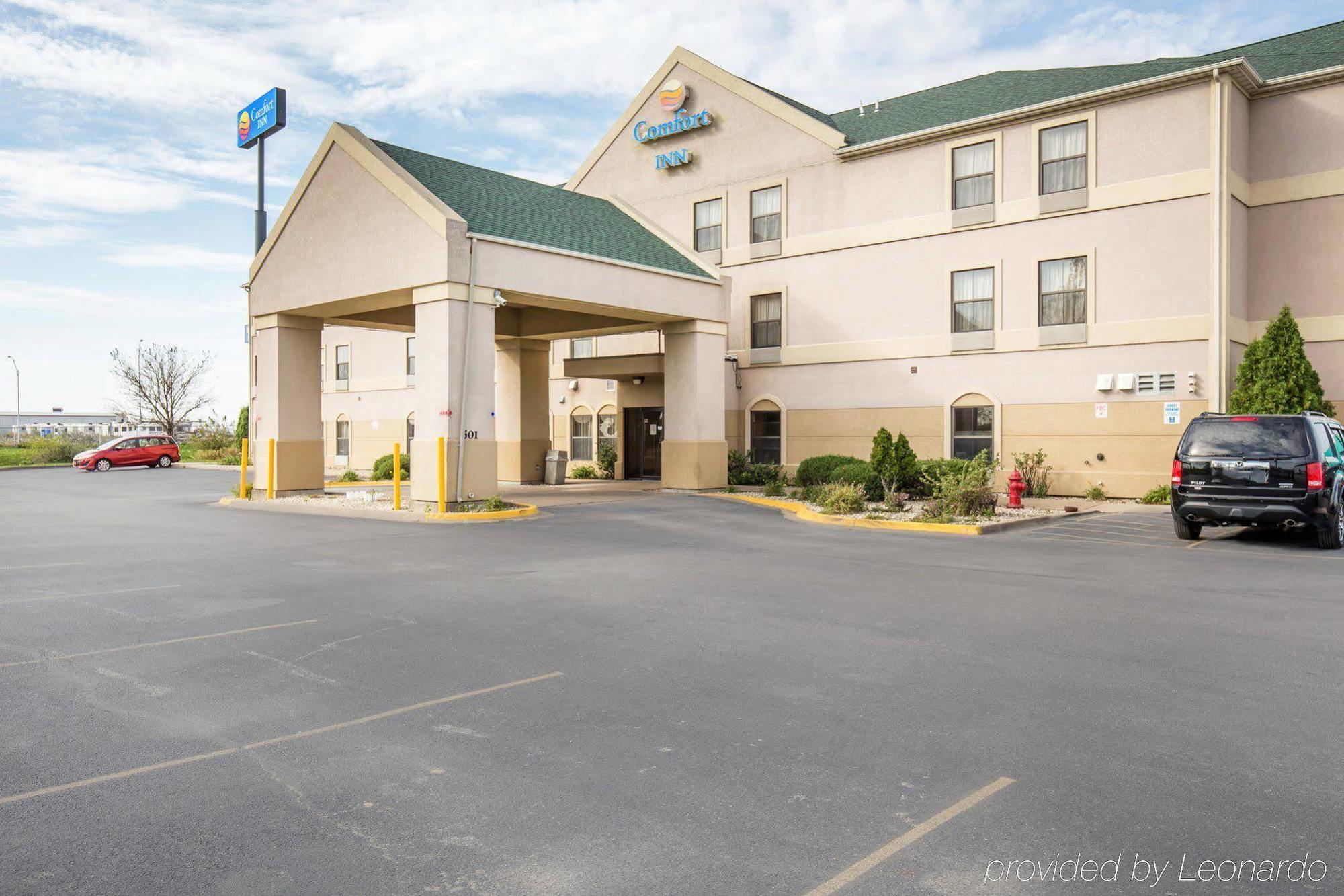 Comfort Inn Walcott Near Davenport Exterior photo